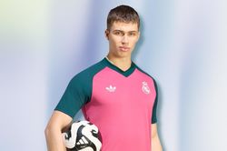Áo mới của Real Madrid bị chê thảm họa