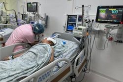 Bạn học dùng kéo đâm xuyên sọ khiến bé trai ở Tây Ninh nguy kịch