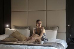 Sự thật về tấm vải vắt cuối giường khách sạn