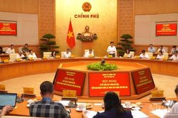 Chủ động định hướng thông tin, xây dựng kịch bản ứng phó trước mọi tình huống