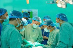 Phẫu thuật tạo hình giúp bé trai vượt qua mặc cảm vì dị tật tai bẩm sinh
