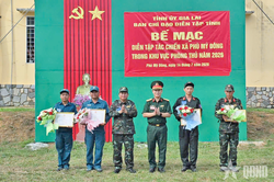 Gia Lai: N&acirc;ng cao khả năng t&aacute;c chiến của x&atilde; Ph&ugrave; Mỹ Đ&ocirc;ng trong khu vực ph&ograve;ng thủ