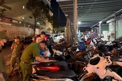 Chấn chỉnh t&igrave;nh trạng chiếm dụng vỉa h&egrave; tr&ocirc;ng giữ xe tr&aacute;i ph&eacute;p
