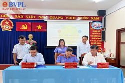 VKSND Khu vực 8 ký kết quy chế phối hợp với các cơ sở BHXH thực hiện Nghị quyết số 205