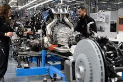Mercedes-Benz khánh thành nhà máy lớn nhất châu Âu tại Hungary