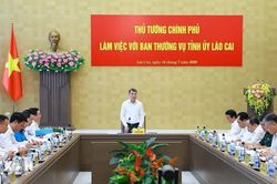 Thủ tướng làm việc với Ban Thường vụ Tỉnh ủy Lào Cai