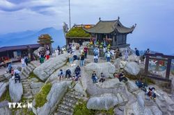 Quảng Ninh phát triển kinh tế di sản, du lịch đêm và công nghiệp văn hóa