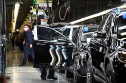 Mercedes-Benz khánh thành nhà máy lớn nhất châu Âu tại Hungary