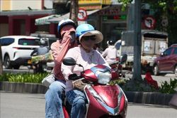 Từ 15-16/7, khu vực Bắc Bộ và Thanh Hóa nắng nóng, có nơi trên 36 độ C