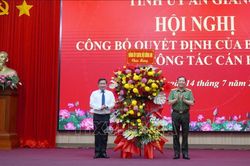 Trung tướng Đinh Văn Nơi giữ chức Phó Bí thư Tỉnh ủy An Giang, kiêm Bí thư Đảng ủy đặc khu Phú Quốc