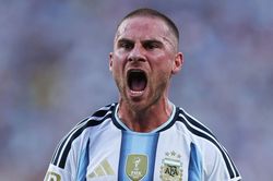 Anh - Argentina: Cuộc đối đầu vượt xa bóng đá
