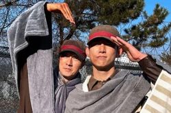So Ji Sub xin lỗi Ok Taecyeon sau cảnh quay Đặc Vụ Kim T&aacute;i Khởi Động