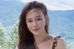 Phương Oanh làm điều đặc biệt cho cặp song sinh