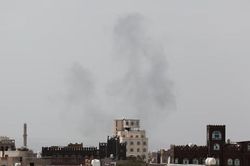 Houthi tấn công sân bay Saudi Arabia, nguy cơ tái bùng phát xung đột