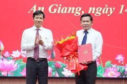 Trung tướng Đinh Văn Nơi giữ chức Phó Bí thư Tỉnh ủy An Giang