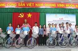 Hiệu quả kinh doanh gắn với trách nhiệm xã hội