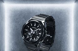 Casio G-Steel GST-B1000BD: Sự kết hợp giữa th&eacute;p mạ ion đen v&agrave; c&ocirc;ng nghệ si&ecirc;u mỏng