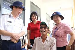 Cảnh sát biển trao đổi về phát triển kinh tế - xã hội gắn với quốc phòng, an ninh tại Nhơn Châu