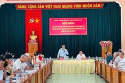 L&atilde;nh đạo x&atilde; Ia Pa đối thoại, lắng nghe &yacute; kiến của nh&acirc;n d&acirc;n