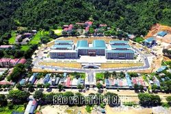 Ngôi trường mới mở tương lai cho học sinh vùng biên