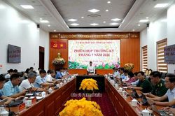 Ủy ban nhân dân tỉnh họp phiên thường kỳ tháng 7 năm 2026
