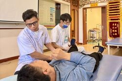 Hợp tác quốc tế về y tế