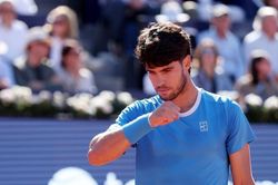 Carlos Alcaraz mất ngôi số 2 thế giới: Hồi chuông báo động trước thềm US Open 2026