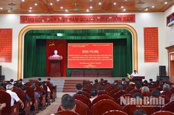 Tuy&ecirc;n truyền, vận động nh&acirc;n d&acirc;n thực hiện nếp sống văn minh trong việc cưới, việc tang v&agrave; lễ hội