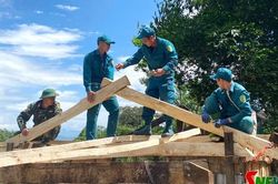 Bảo vệ vững chắc khu vực ph&ograve;ng thủ