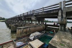 Quảng Ngãi chi 45 tỷ đồng sửa chữa đập ngăn mặn Hiền Lương