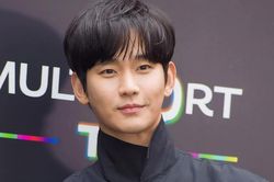 Kim Soo Hyun chính thức tái xuất