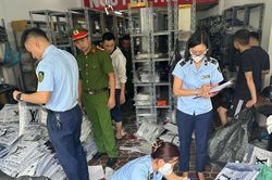 H&agrave; Nội: Lực lượng quản l&yacute; thị trường ngăn chặn, xử l&yacute; h&agrave;ng giả, h&agrave;ng h&oacute;a giả mạo nh&atilde;n hiệu