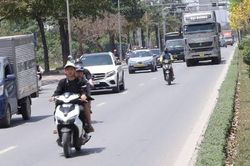 Thời tiết H&agrave; Nội nắng n&oacute;ng, độ ẩm cao