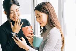 Không cần nói nhiều vẫn được tin tưởng: 4 cách giao tiếp giúp người EQ cao luôn được cấp trên đánh giá cao