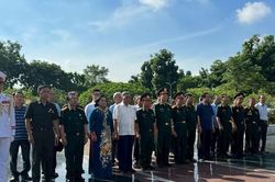 Hội Hỗ trợ gia đ&igrave;nh liệt sĩ Việt Nam: 6 th&aacute;ng, huy động gần 20 tỷ đồng tri &acirc;n liệt sĩ