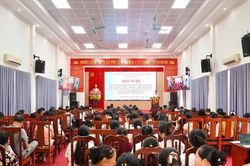 X&atilde; T&acirc;y Phương bắt đầu kh&aacute;m sức khỏe miễn ph&iacute; cho to&agrave;n d&acirc;n