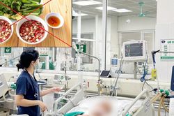 Hôn mê sau 2 ngày ăn tiết canh lợn