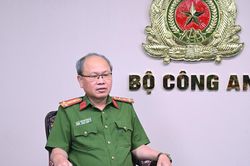 Bộ C&ocirc;ng an l&yacute; giải quy định người th&acirc;n, bạn b&egrave; đến ở qua đ&ecirc;m phải khai b&aacute;o lưu tr&uacute;
