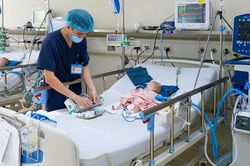 Trẻ mắc Adenovirus tăng gấp 3 năm ngoái, phụ huynh cần làm gì để phòng tránh cho con?