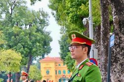 Lá thư cảm ơn và câu chuyện đẹp về người chiến sĩ 'gần dân nhất'