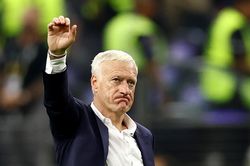 Deschamps lập cột mốc lịch sử tại World Cup