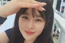 Nữ diễn viên cầu cứu vì bị quấy rối