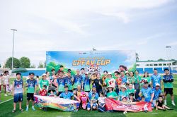 Giải b&oacute;ng đ&aacute; CPFAV CUP : Tinh thần thiết thực cho những người cha c&oacute; con bại n&atilde;o