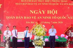 Phó Thủ tướng Thường trực Phạm Gia Túc dự Ngày hội Toàn dân bảo vệ an ninh Tổ quốc năm 2026 tại xã Yên Bài (TP. Hà Nội)
