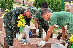 Tỉ mẩn, kiên tâm tìm lại tên cho liệt sĩ