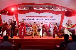 Đêm nghệ thuật giàu cảm xúc và ý nghĩa kỷ niệm 40 năm Ngày mất của Tổng Bí thư Lê Duẩn
