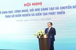 Chuyển từ ho&agrave;n thiện thể chế sang triển khai c&aacute;c nhiệm vụ khoa học, c&ocirc;ng nghệ