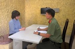 Khởi tố th&ecirc;m 3 bị can li&ecirc;n quan cuốn s&aacute;ch 'Chuyện với Thanh-Lời kể mới về &aacute;nh s&aacute;ng'