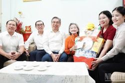 Lãnh đạo Thành phố Hồ Chí Minh thăm, tri ân các Mẹ Việt Nam Anh hùng
