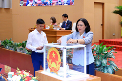 Hà Nội: Phê duyệt dự án tu bổ, xử lý ô nhiễm sông Nhuệ hơn 75.000 tỷ đồng